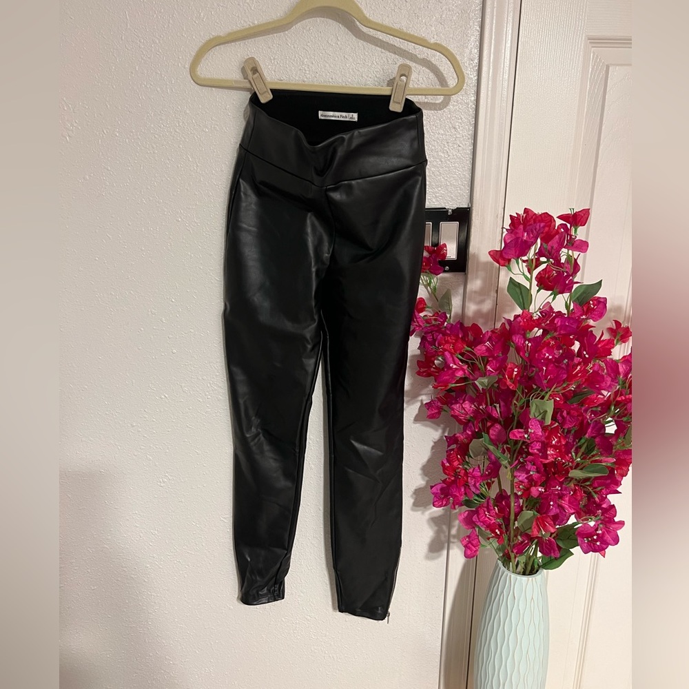 Abercrombie & Fitch | Vegan Leather | Zip-ankle Leggings